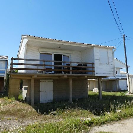 Un Chalet En Bois A La Plage Villa Gruissan Esterno foto