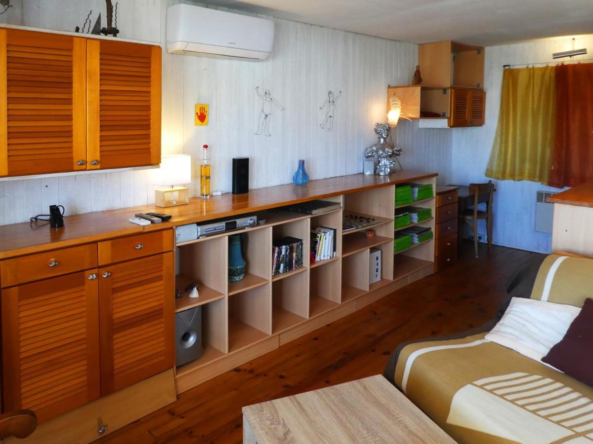 Un Chalet En Bois A La Plage Gruissan Esterno foto