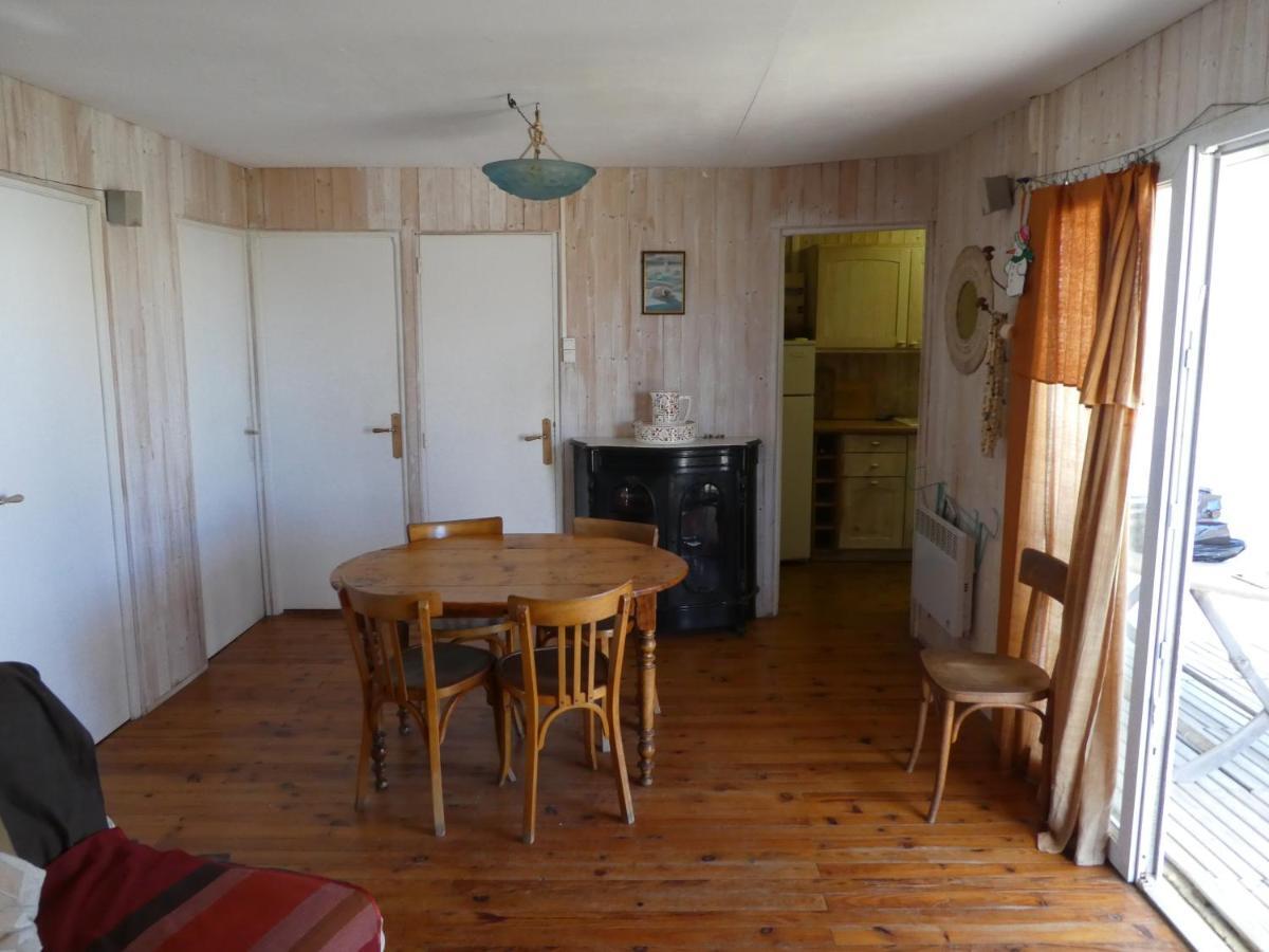 Un Chalet En Bois A La Plage Gruissan Esterno foto