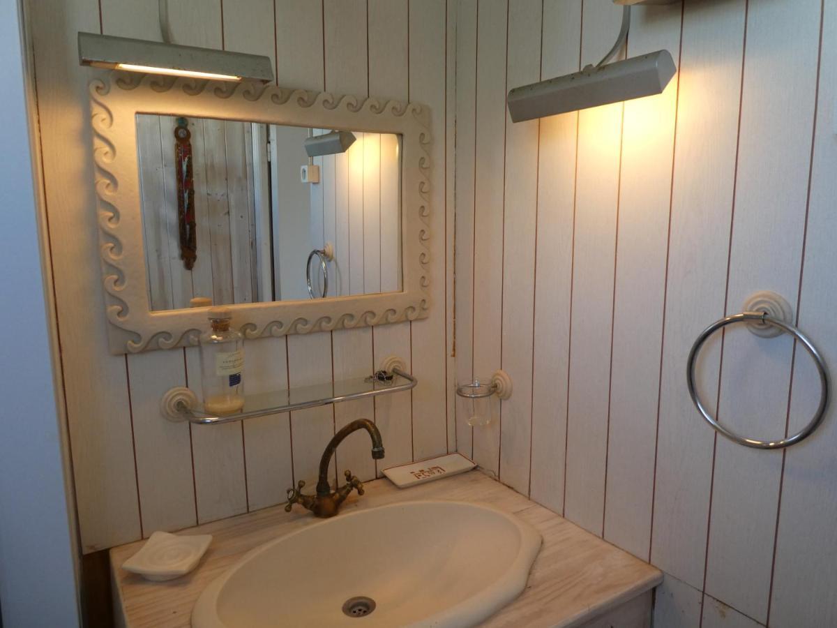 Un Chalet En Bois A La Plage Gruissan Esterno foto